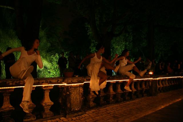 ballet dancers