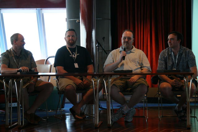 Colo debate: Henk Steenman (AMS-IX), Denver Maddox (Limelight Networks), Richard Steenbergen (Nlayer), Colin Corbett (YouTube)