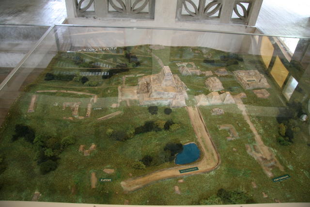 Xunantunich: scale model