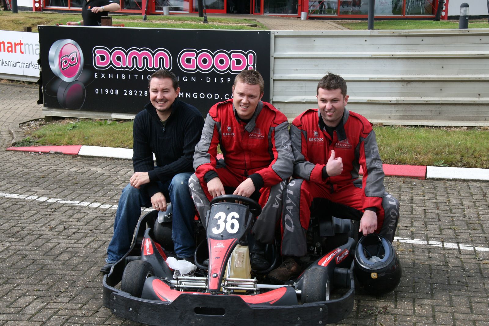 Betfair team (car 22) - ??, Tim, Dylan